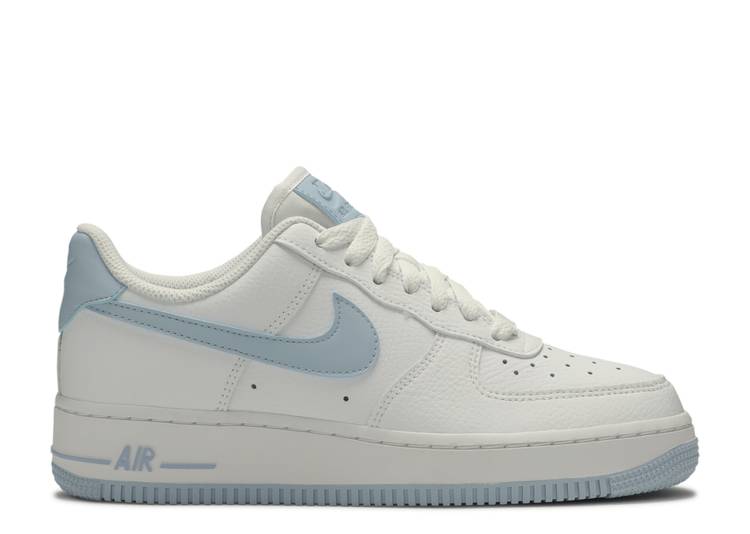 Nike Air Force 1 Low '07 Patent "Light Armory Blue" (W)